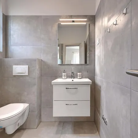 Romeo By Interhome Vodnjan