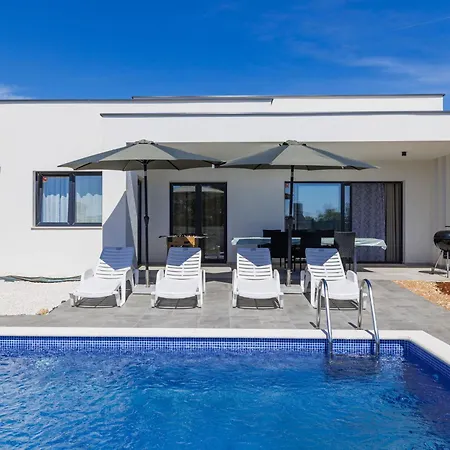 Villa Romeo By Interhome Vodnjan