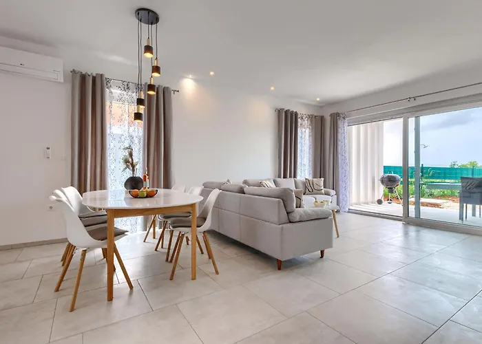 Romeo By Interhome * Vodnjan