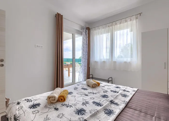 Romeo By Interhome *
