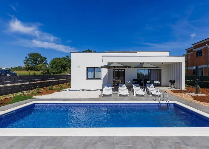 Romeo By Interhome *